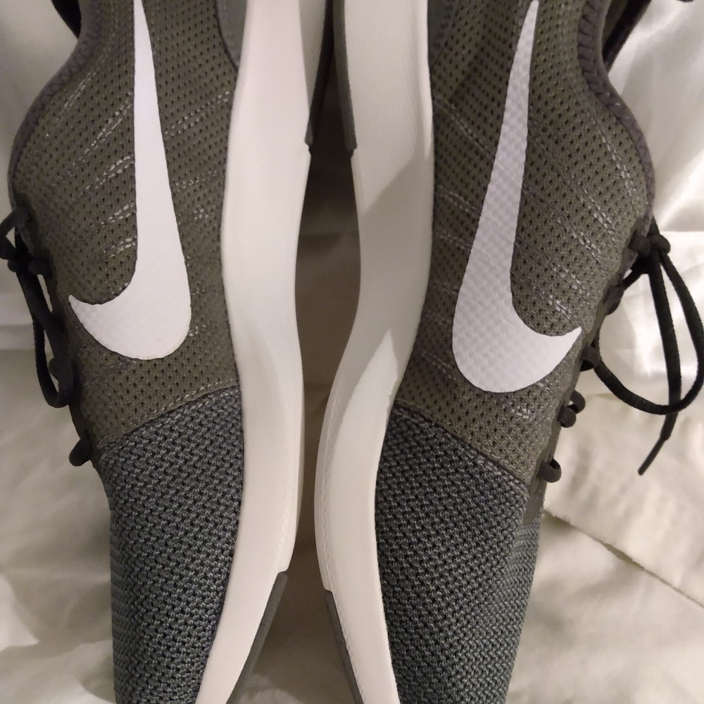 New women's Nike